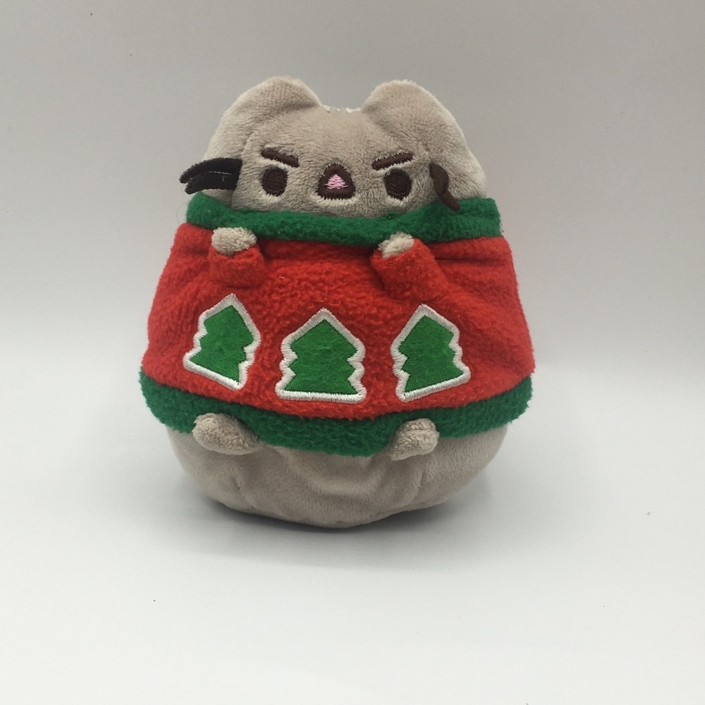 Gund pusheen with christmas sweater